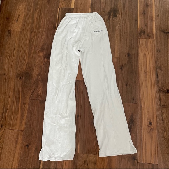 Heavy Manners Straight Leg Sweats in Snow White - Picture 8 of 12